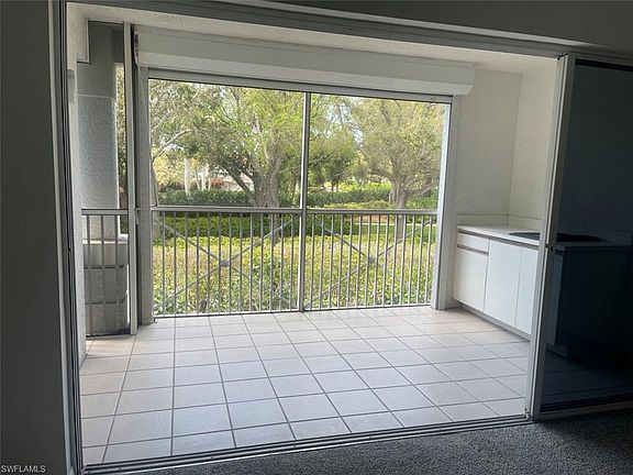 4th image of 7087 Barrington CIR #201