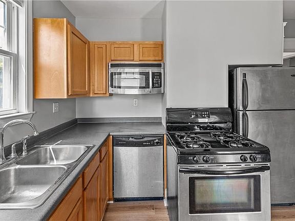 2nd image of 155 Irving Ave