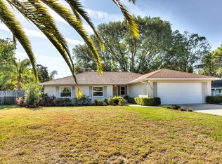 33248 Somerset Dr, Leesburg, FL 34788