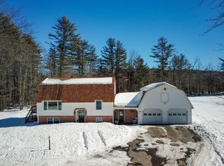 20 Green Woods Rd, Peru, ME 04290