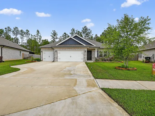 102 Polaris Pl, Freeport, FL 32439