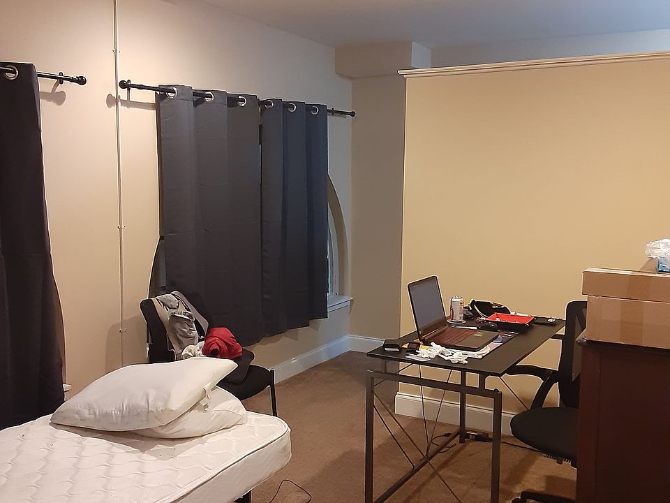 2nd image of 945 4th Ave Suite 103