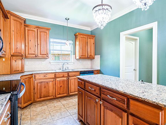 4th image of 2840 Audubon Ct