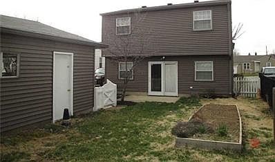 2nd image of 1839 Eisenhower Dr