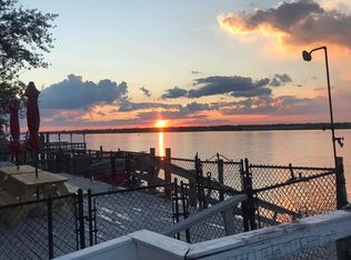 923 W Park St #2, Long Beach, NY 11561