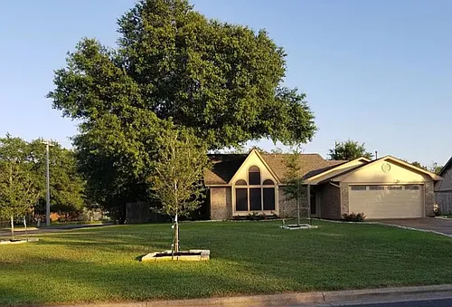 1220 Haley Pl Photo 1