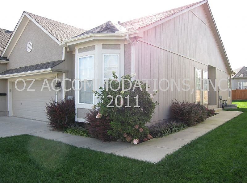 1st image of 15570 Floyd Ln