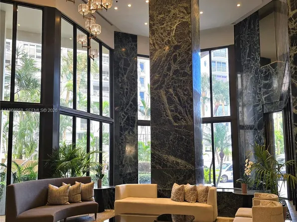 10175 Collins Ave, Bal Harbour, FL
