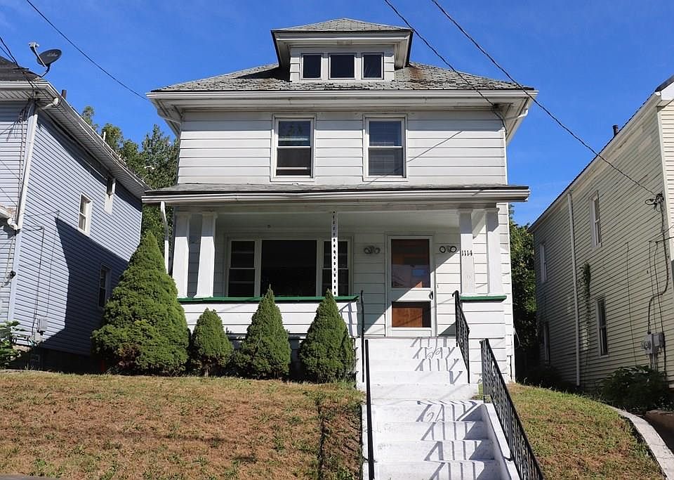 1st image of 1114 E 5th St