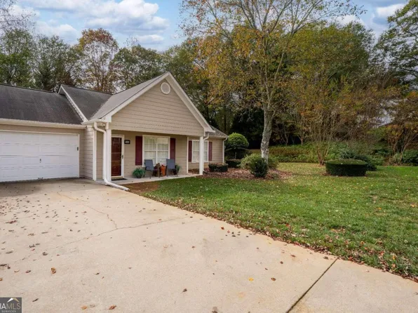 3023 Bentley Park Cir, Gainesville, GA 30504