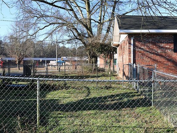 5th image of 640 Gholston Street