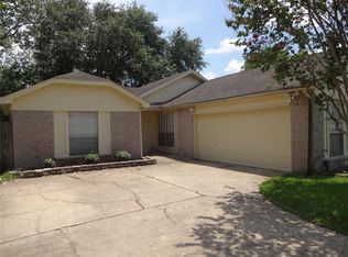 3935 Manordale Dr, Houston, TX 77082