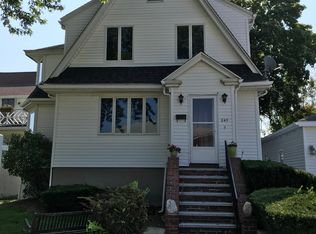 245 Hollis Ave, Quincy, MA 02171