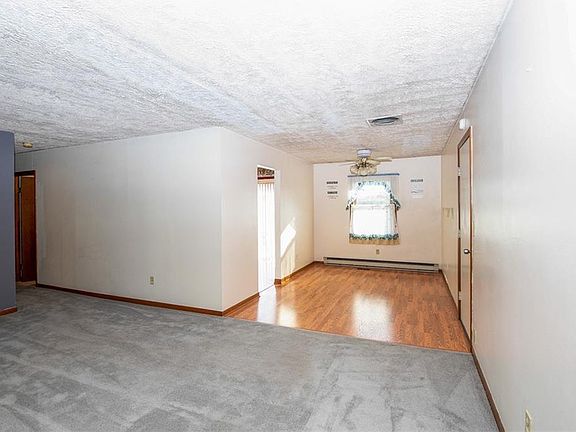 5th image of 615 Central Ave
