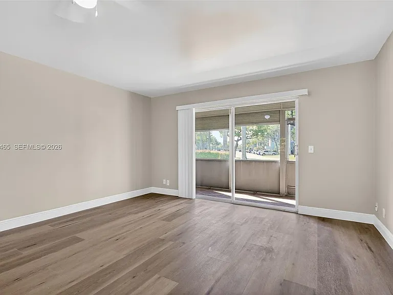 12500 SW 5th Ct #109M — Photo 8