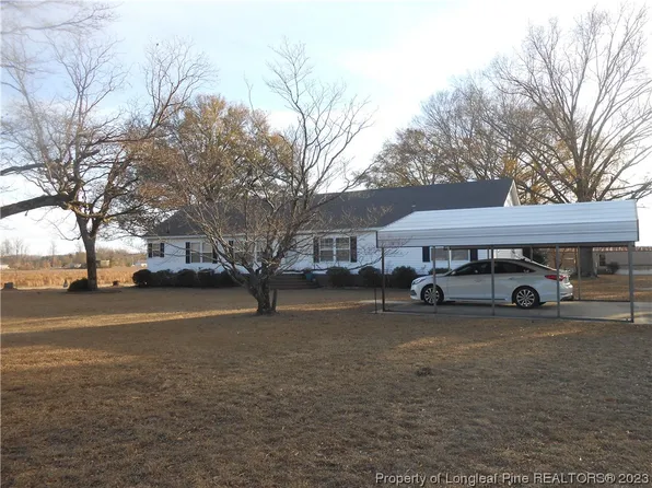 1061 Covington Farm Rd, Saint Pauls, NC 28384