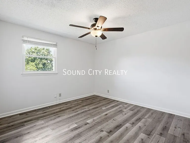 923B Oak Vale — Photo 15