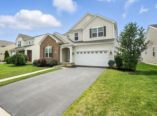 6097 Fallsburg Dr, Westerville, OH 43081