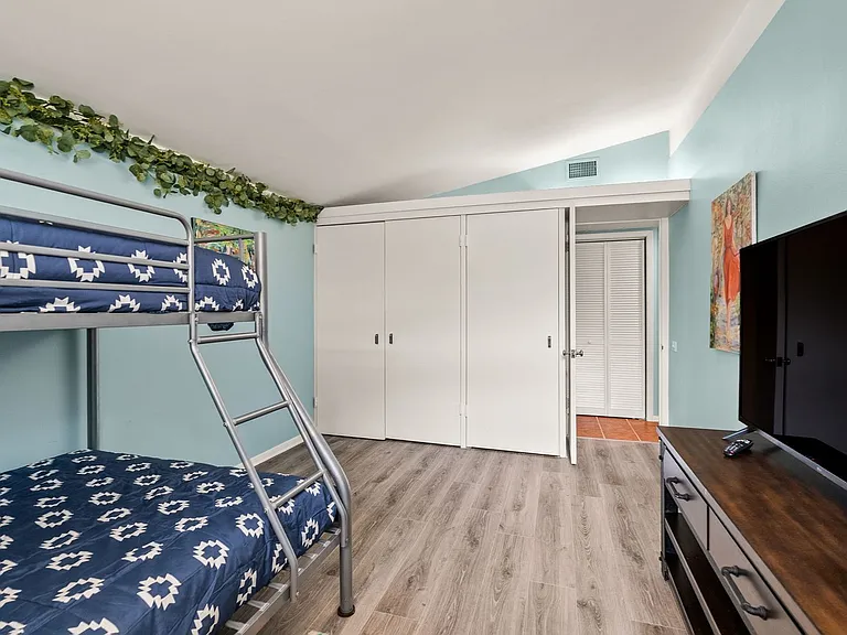 1512 Waterside Dr — Photo 40