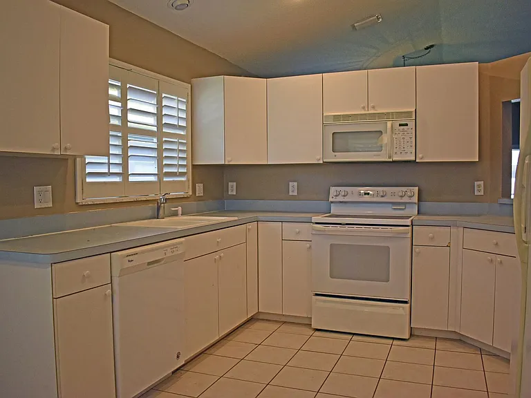 14499 Tamarind Loop — Photo 7