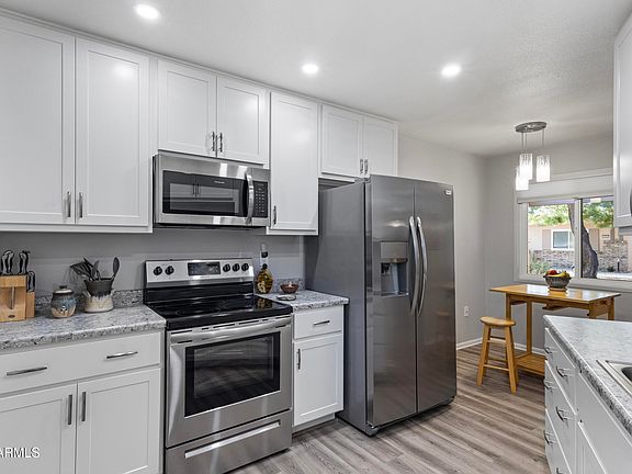 5th image of 13879 N 111TH Avenue
