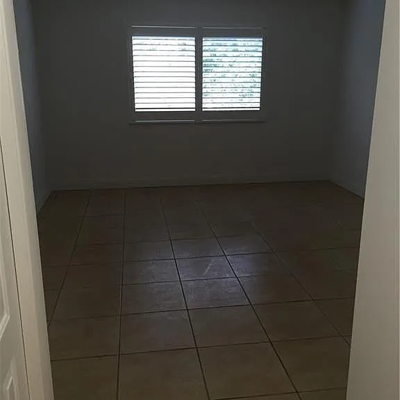 331 Lakeview Dr #201 — Photo 16