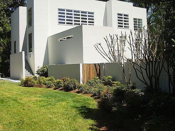 Front Yard Angle