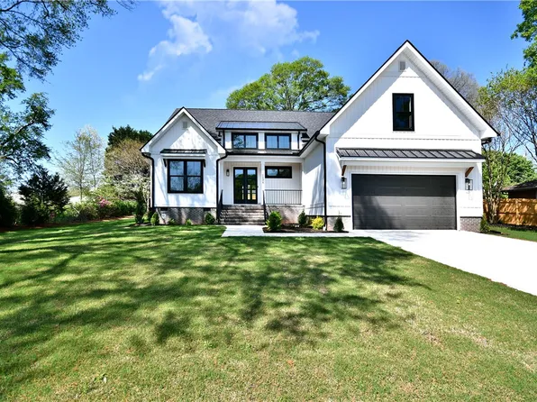 1128 Ramona Dr, Belton, SC 29627