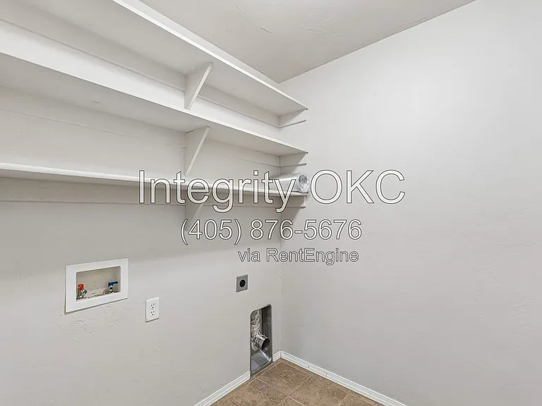 2800 NW 184th St — Photo 4