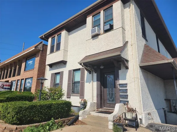 125 S 5th St, Saint Charles, MO 63301