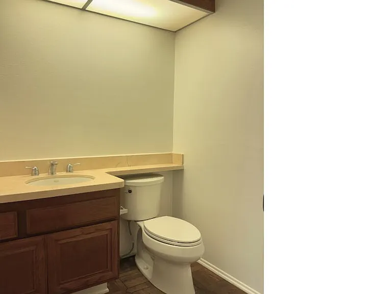 1655 Selby Ave #102 — Photo 10