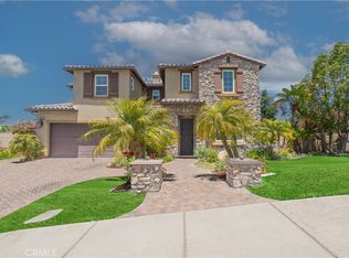 16438 Ridge Field Dr, Riverside, CA 92503