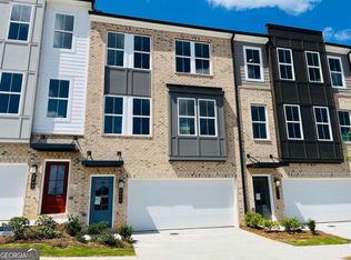 2724 Creekview Ln, Atlanta, GA 30349