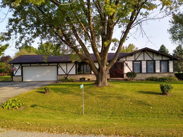 W5240 Lakewood Cir