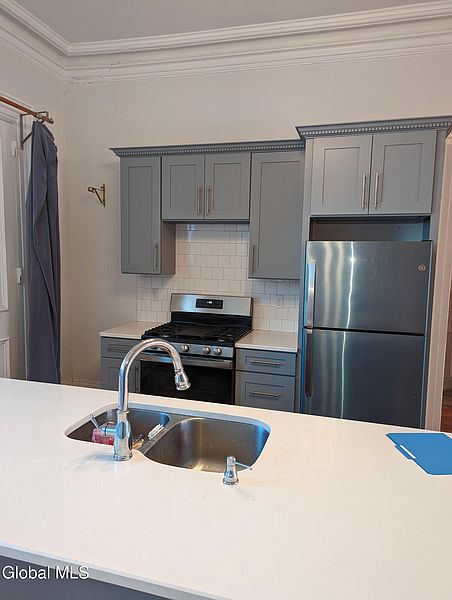 5th image of 331 1st Street