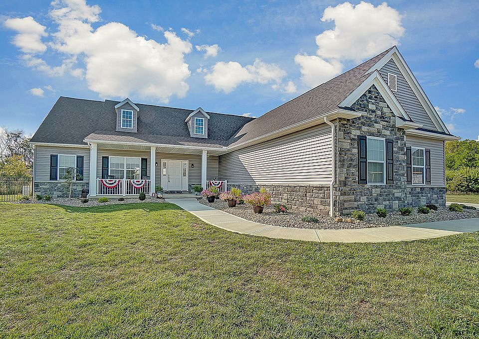 1st image of 209 Creswell Dr