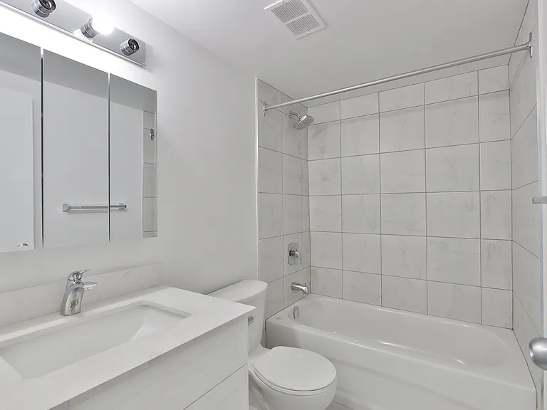 185 Shaughnessy Blvd #1409 — Photo 14