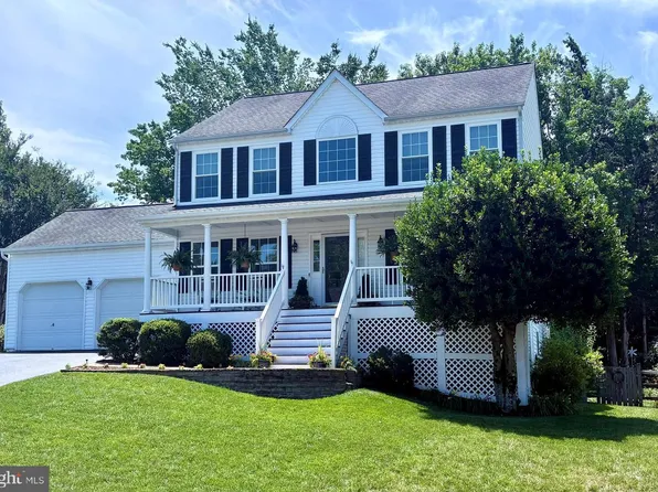 4104 Amelia Dr, Fredericksburg, VA 22408