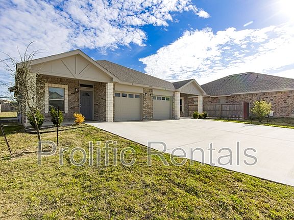 2nd image of 3505 Abraham Dr #2