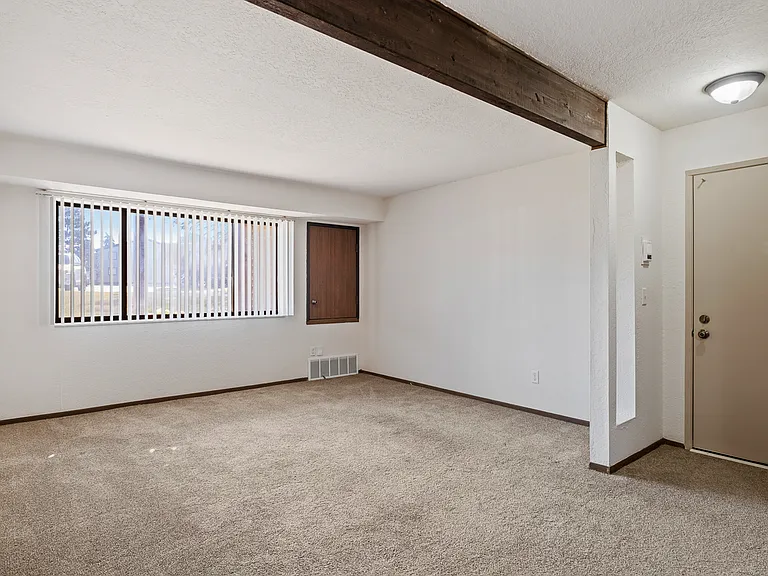 3790 Whispering Way Dr SE — Photo 32