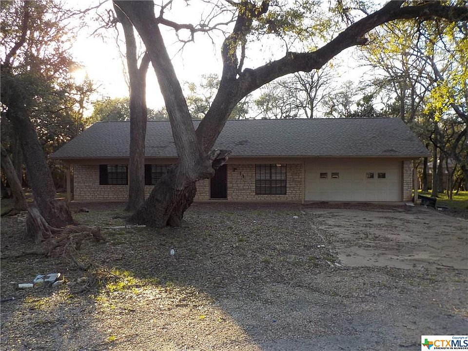 1st image of 11 Willow Ct