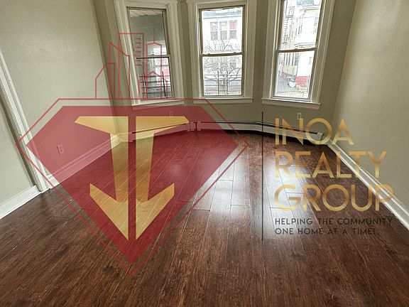 2nd image of 189 Isabella Ave #1A