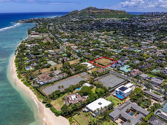 3rd image of 4744 Kahala Ave