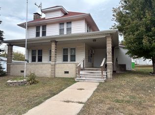 409 W Broadway St, Astoria, IL 61501