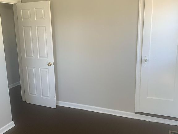 3rd image of 995 E 20th Ave #995
