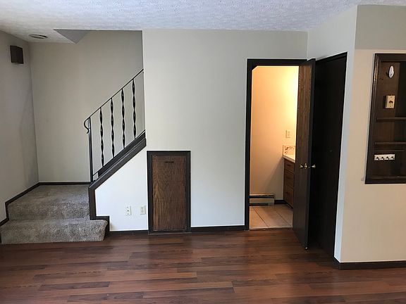 2nd image of 226 Lindale Ave