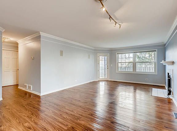 3rd image of 3138 Daniels Ct