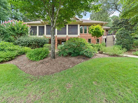 2nd image of 1490 Dogwood Dr