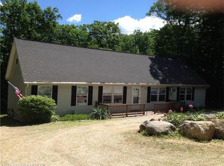 29 Fox Crossing Rd, Bridgton, ME 04009