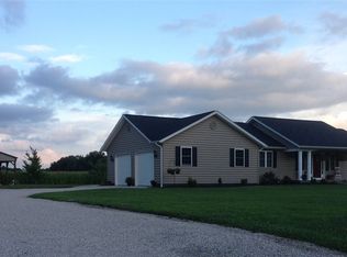 1418 S 550 E, Montgomery, IN 47558